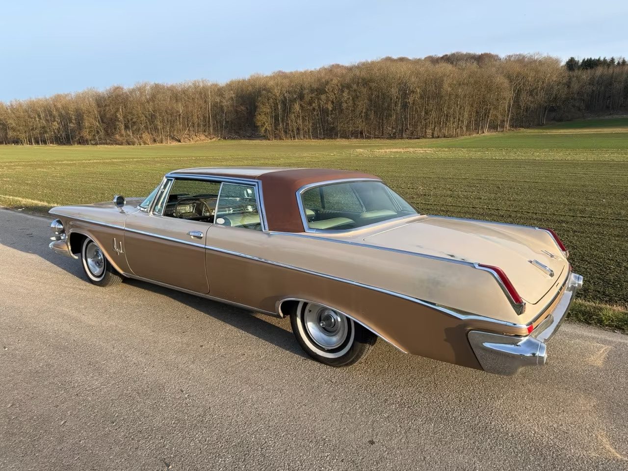 
								1963 Chrysler Imperial Coupé full									